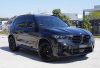 BMW X5 G05 melnas radiatora restes M-Style ar X5M